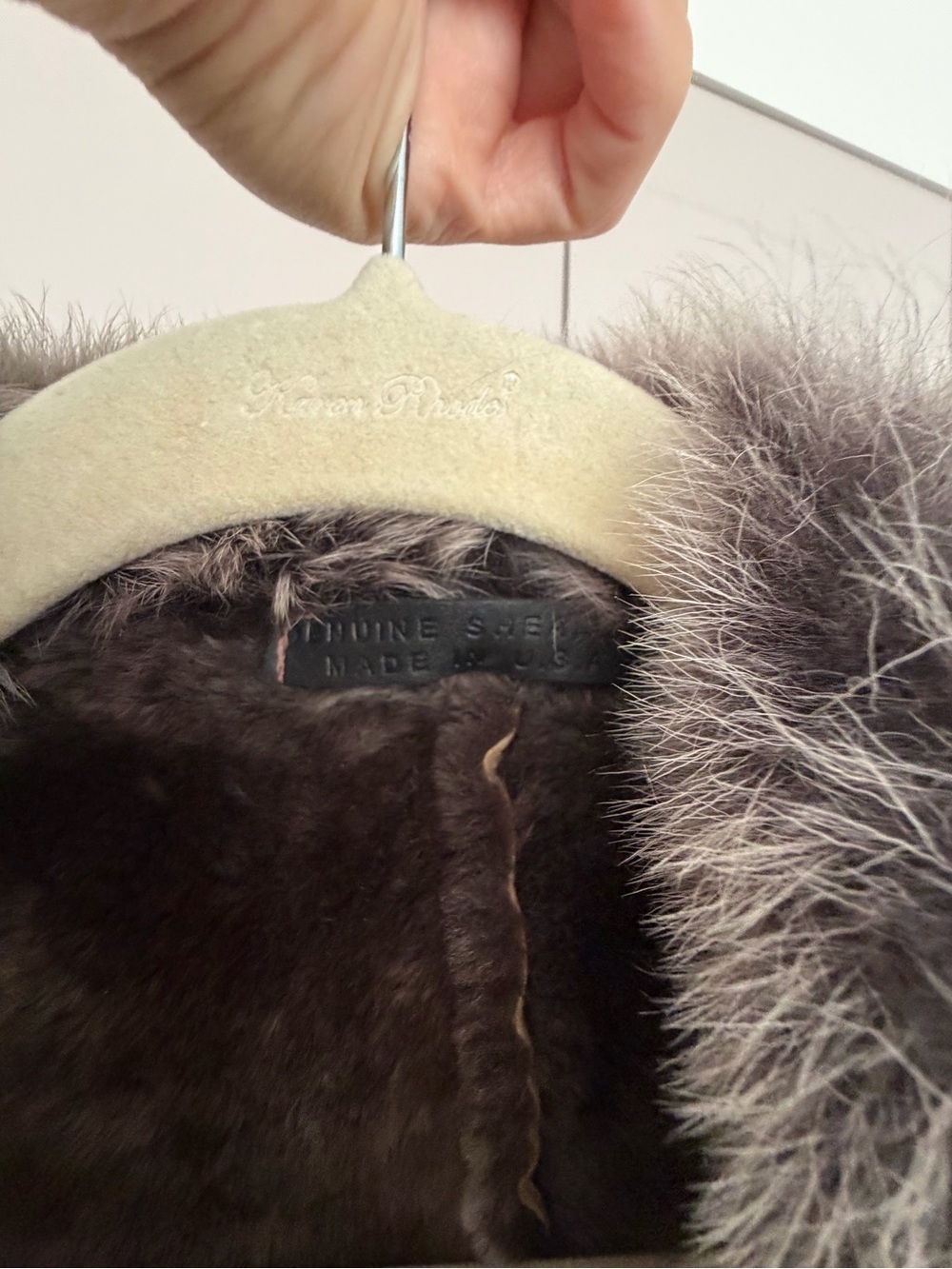 🗽🩶NEW Overland Shearling Coat with Plush Gray Fur Trim - Picture 2 of 5